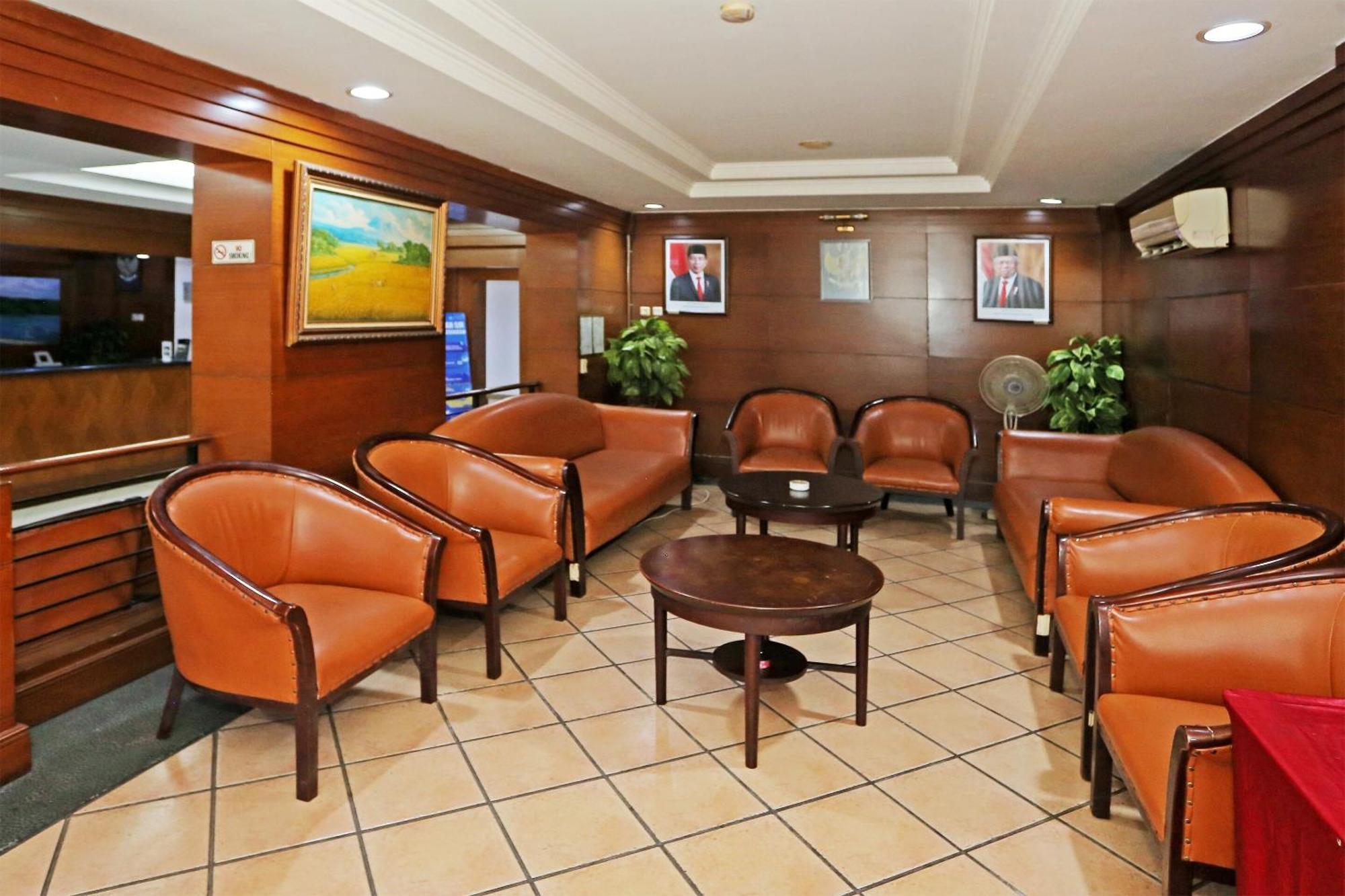 Collection O 91898 Series Hotel Kuningan Jakarta Exterior photo