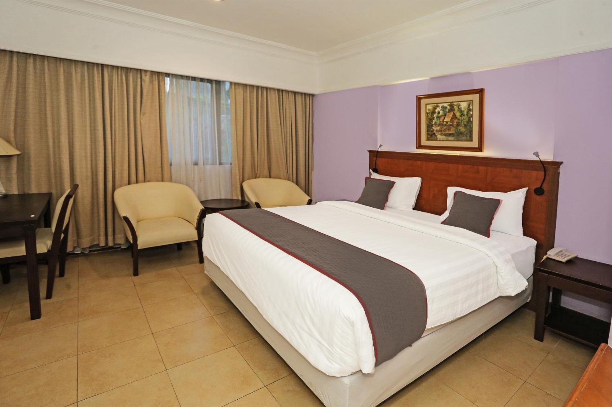 Collection O 91898 Series Hotel Kuningan Jakarta Exterior photo